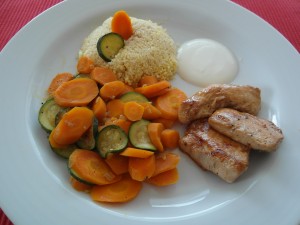 Gemüse-Couscous mit Hähnchen